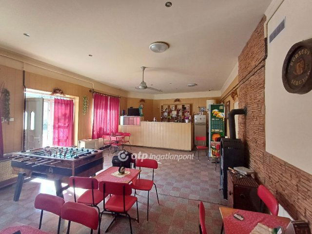 Eladó üzlethelyiség, Ostoroson 45 M Ft / költözzbe.hu