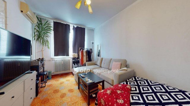 Eladó panellakás, Miskolcon 28.9 M Ft, 2+1 szobás