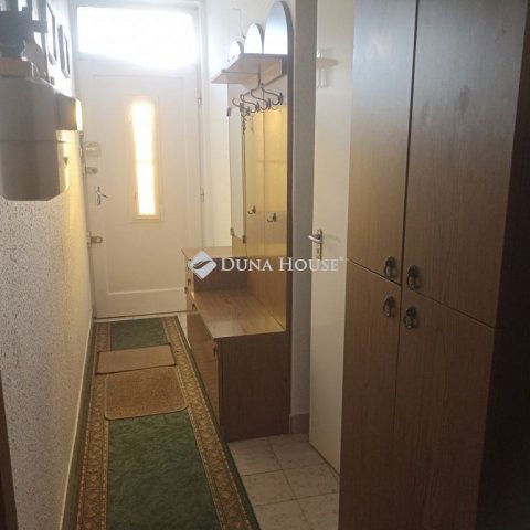 Eladó sorház, Zalaegerszegen, Alsójánkahegyi utcában 48 M Ft