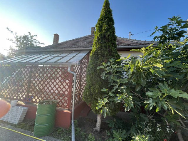 Eladó családi ház, Dömsödön, Dunavecsei úton 39.9 M Ft