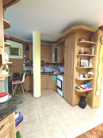 Eladó téglalakás, Tatabányán 64.9 M Ft, 3 szobás