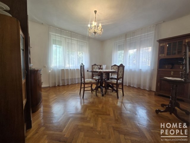 Eladó családi ház, Hódmezővásárhelyen 99 M Ft, 4+1 szobás