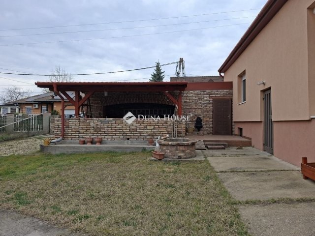 Eladó családi ház, Erdőkertesen 83 M Ft, 3 szobás