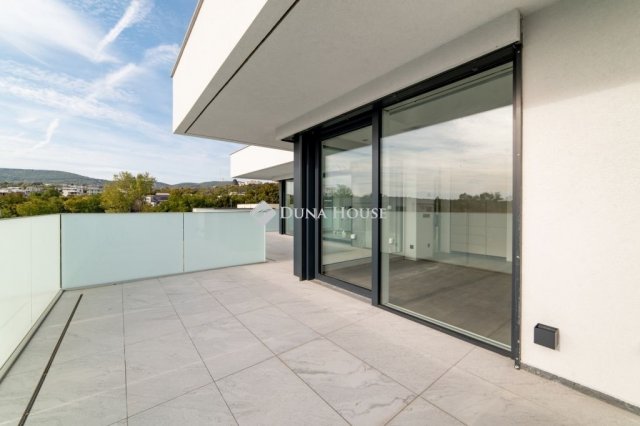 Eladó téglalakás, Budapesten, XI. kerületben 249 M Ft, 3 szobás