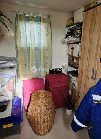 Eladó családi ház, Pellérden 29.99 M Ft, 1 szobás