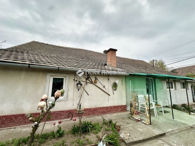 Eladó családi ház, Cserkeszőlőn 17 M Ft, 2 szobás