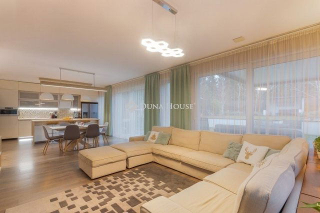 Eladó ikerház, Mogyoródon 249.9 M Ft, 5 szobás