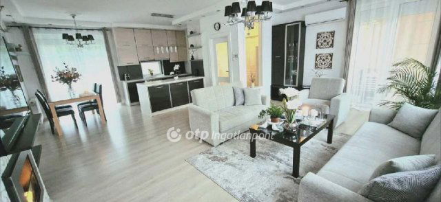 Eladó téglalakás, Budapesten, II. kerületben 229.9 M Ft