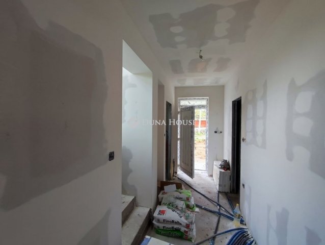 Eladó ikerház, Budapesten, XVIII. kerületben 125 M Ft, 5 szobás