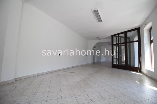 Kiadó üzlethelyiség, Szombathelyen 390 E Ft / hó, 3 szobás