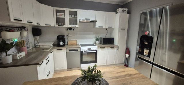 Eladó ikerház, Ercsiben 65.5 M Ft, 2+2 szobás