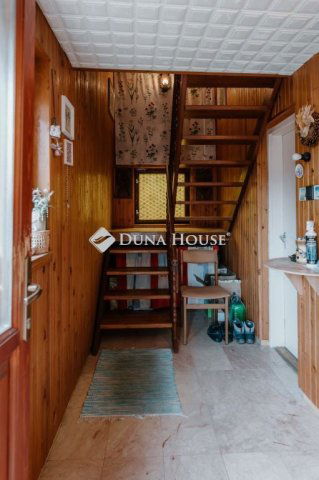 Eladó ikerház, Balatonalmádiban 109.9 M Ft, 6 szobás