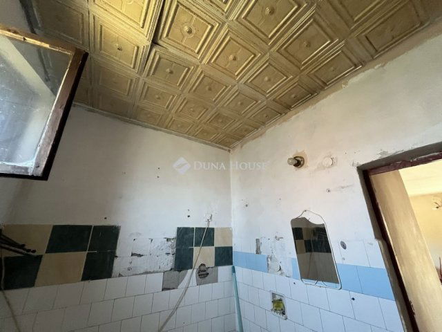 Eladó családi ház, Polgárdin 40 M Ft, 3 szobás