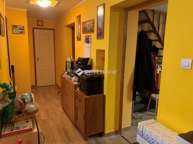 Eladó családi ház, Adonyban 48 M Ft, 4 szobás