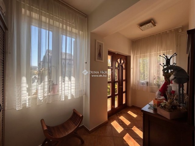 Eladó családi ház, Zalaegerszegen 119 M Ft, 5 szobás
