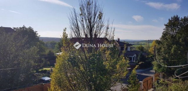 Eladó ikerház, Biatorbágyon 129 M Ft, 5 szobás