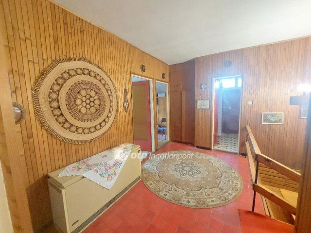 Eladó családi ház, Kecelen 35 M Ft, 5 szobás