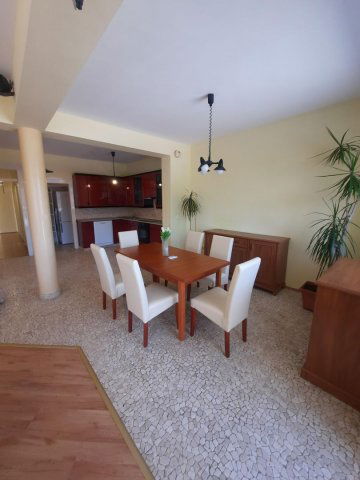 Kiadó téglalakás, albérlet, Debrecenben 550 E Ft / hó, 4 szobás