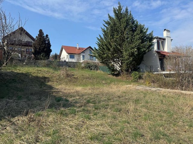 Eladó telek, Budakalászon 75 M Ft / költözzbe.hu