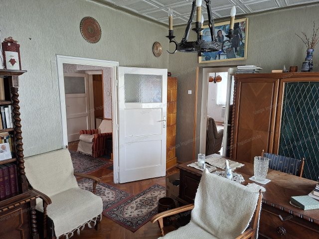 Eladó téglalakás, Sopronban 84.9 M Ft, 3 szobás