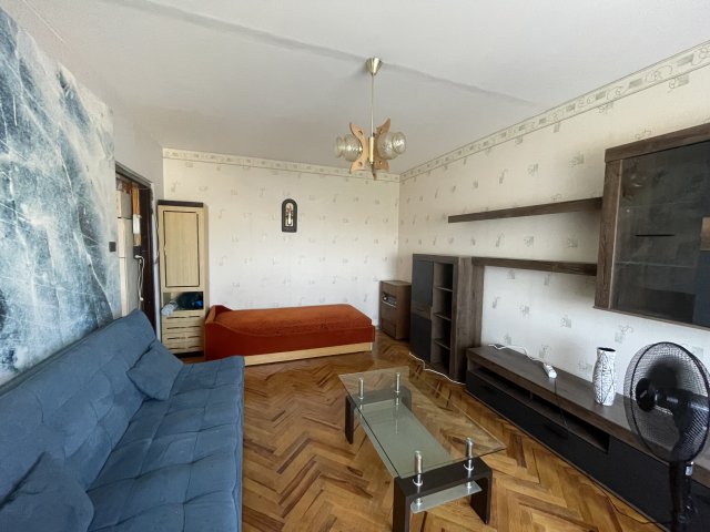 Kiadó panellakás, albérlet, Miskolcon 110 E Ft / hó, 1+1 szobás