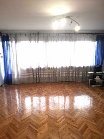 Eladó téglalakás, Nyíregyházán 56 M Ft, 5 szobás