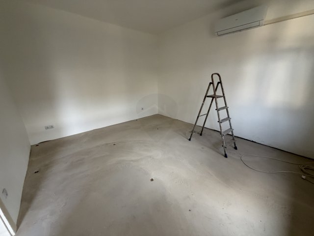 Eladó téglalakás, Budapesten, XVIII. kerületben 35 M Ft