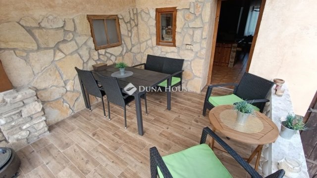 Eladó családi ház, Mohácson 138 M Ft, 4 szobás