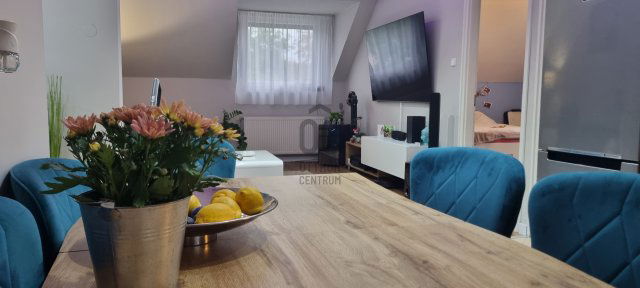 Eladó téglalakás, Esztergomban 52 M Ft, 4 szobás