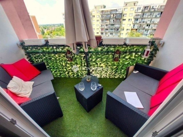 Eladó panellakás, Budapesten, XVIII. kerületben 71.5 M Ft