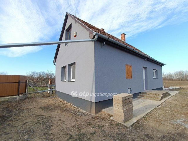 Eladó családi ház, Berkeszen 19.9 M Ft / költözzbe.hu