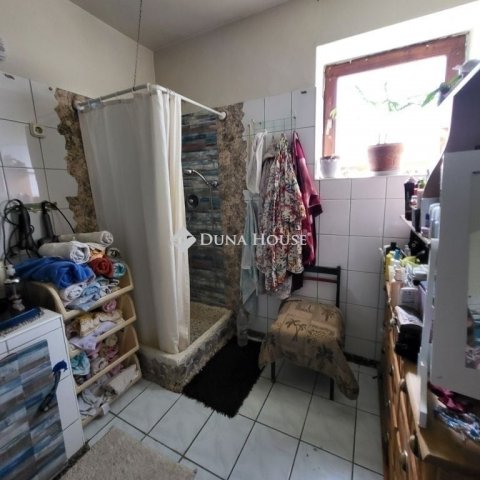 Eladó ikerház, Szegeden 51 M Ft, 4 szobás / költözzbe.hu