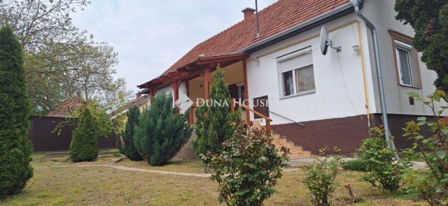 Eladó családi ház, Kecskeméten 66 M Ft, 4 szobás