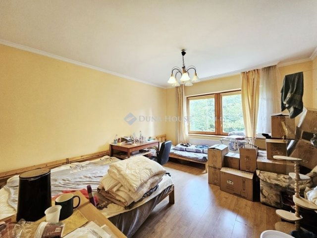 Eladó családi ház, Gödön 100 M Ft, 7 szobás