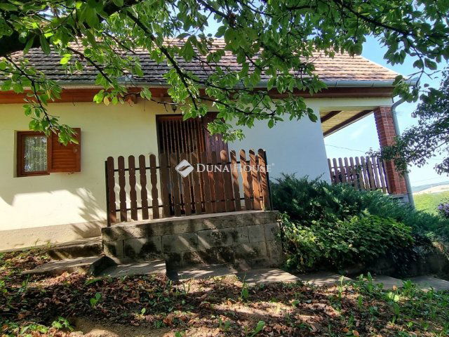 Eladó családi ház, Zalaapátin 25 M Ft, 2 szobás