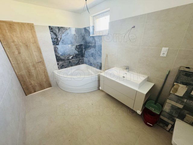 Eladó családi ház, Siófokon 99.5 M Ft, 4 szobás