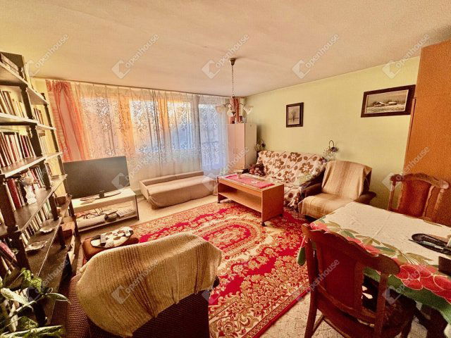 Eladó ikerház, Szegeden 79.8 M Ft, 4 szobás