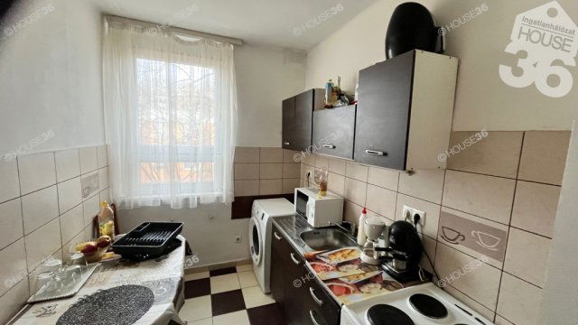 Eladó téglalakás, Kecskeméten 41 M Ft, 2 szobás