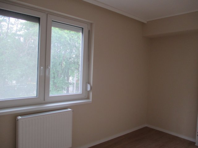 Eladó téglalakás, Békéscsabán 43.5 M Ft, 3 szobás