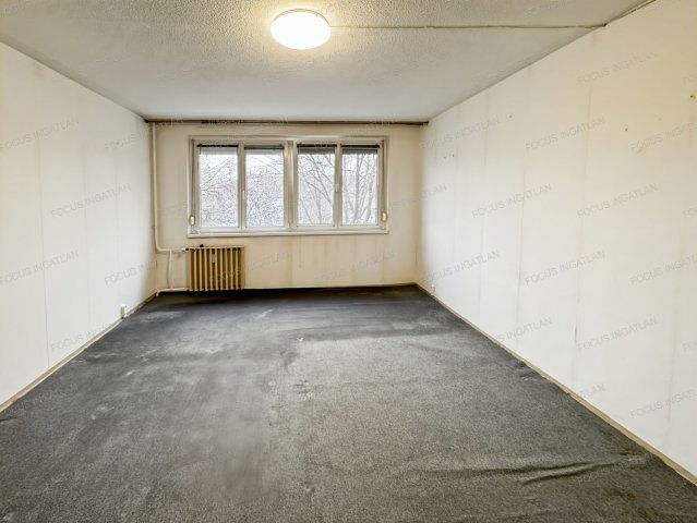 Eladó panellakás, Kecskeméten 33.99 M Ft, 1 szobás