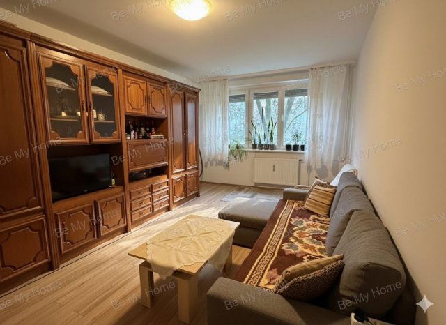 Eladó panellakás, Budapesten, III. kerületben 63.9 M Ft