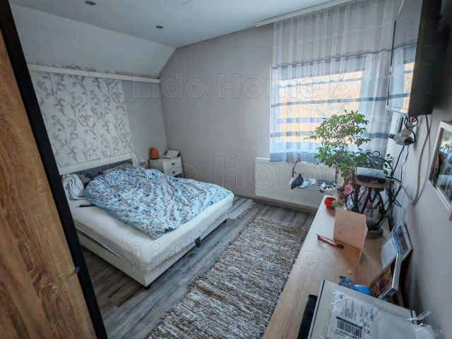 Eladó családi ház, Gyenesdiáson 178 M Ft, 6+3 szobás