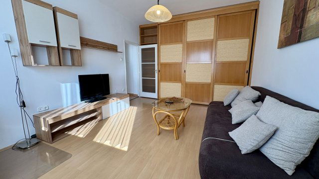 Kiadó téglalakás, albérlet, Debrecenben 220 E Ft / hó, 2 szobás