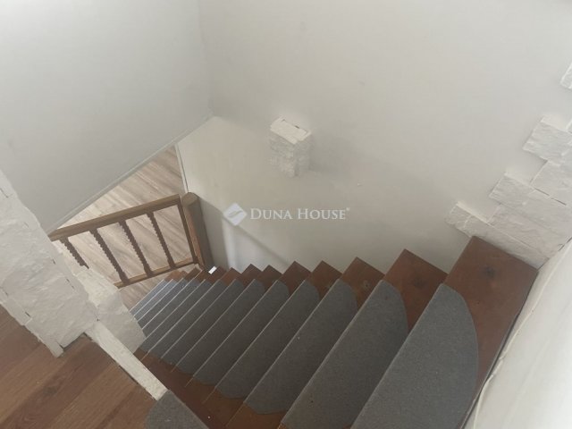 Eladó nyaraló, Báron 24.99 M Ft, 2 szobás / költözzbe.hu