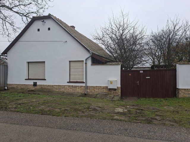 Eladó családi ház, Bácsbokodon 16.5 M Ft, 3 szobás