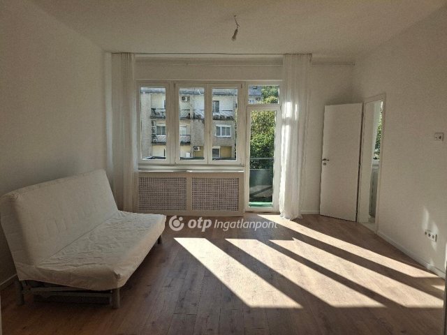 Eladó téglalakás, Budapesten, II. kerületben 105.4 M Ft