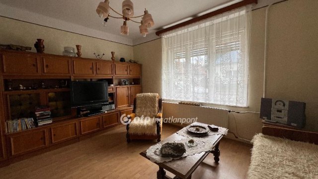 Eladó családi ház, Parádon 31 M Ft, 3 szobás