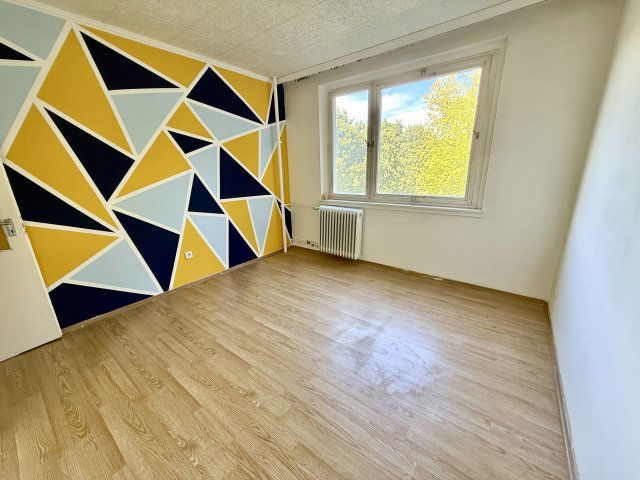 Eladó panellakás, Miskolcon 23.9 M Ft, 2 szobás