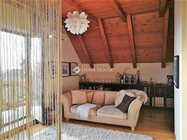 Eladó családi ház, Budapesten, XVI. kerületben 229 M Ft