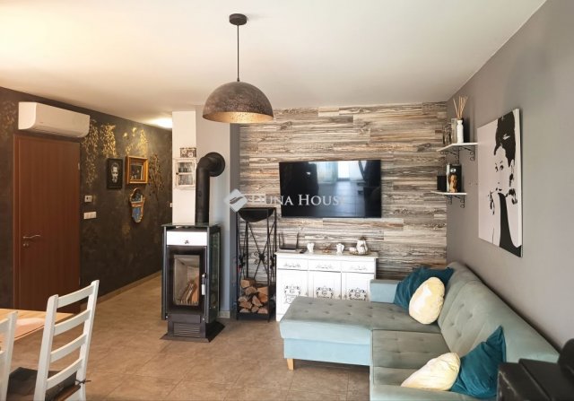 Eladó családi ház, Harkán 109 M Ft, 4 szobás